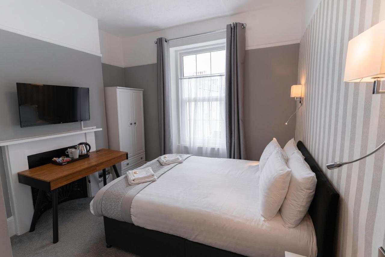 The Pier Hotel Eastbourne Exterior photo